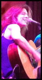 julia kasdorf live music performer